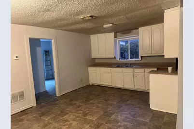 803 N Joe Wilson Road, Cedar Hill, TX 75104 - Photo 4