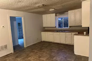 803 N Joe Wilson Rd, Cedar Hill, TX 75104 - Photo 4