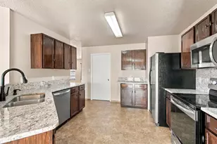1409 Ridgecrest Dr, Little Elm, TX 75068 - Photo 12