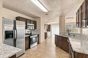 1409 Ridgecrest Dr, Little Elm, TX 75068 - Photo 10