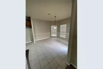2740 Eastland Drive, Grand Prairie, TX 75052 - Photo 4