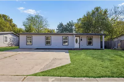820 Grande Drive, Mesquite, TX 75149 - Photo 1