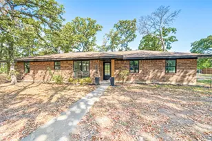204 Baseline Rd, Krugerville, TX 76227 - Photo 2