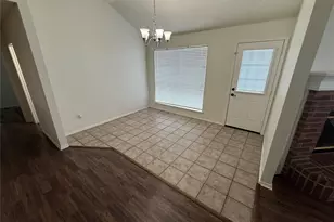 1142 Margie St, Burleson, TX 76028 - Photo 4