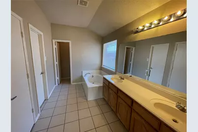 713 Horseshoe Court, DeSoto, TX 75115 - Photo 10