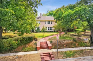 1023 W Oak St, Denton, TX 76201 - Photo 36