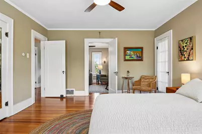 1023 W Oak Street, Denton, TX 76201 - Photo 14