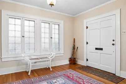 1023 W Oak Street, Denton, TX 76201 - Photo 2