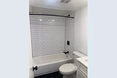 321 E 8th Street #218, Dallas, TX 75203 - Photo 8