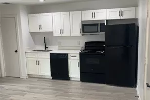 321 E 8th St, Dallas, TX 75203 - Photo 10
