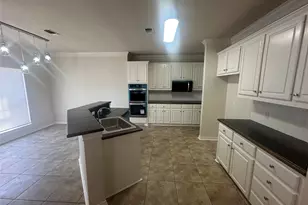 1724 Alpine Dr, Sherman, TX 75092 - Photo 6