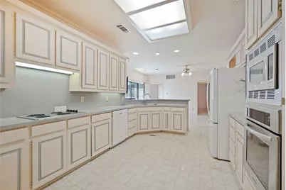 6928 Clearhaven Drive, Dallas, TX 75248 - Photo 8