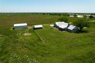 9518 County Rd 913, Godley, TX 76044 - Photo 32