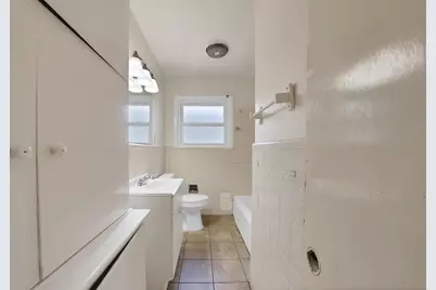 811 Phillips Street, Cleburne, TX 76033 - Photo 18