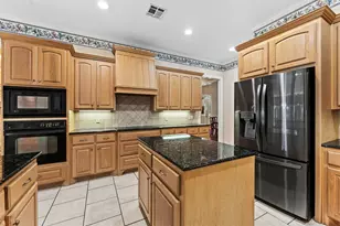 235 Settlers Creek Trail, Woodway, TX 76712 - Photo 4