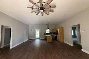 180 N Oak Pl, Van, TX 75790 - Photo 6