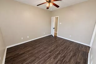 221 Gurley Ln, Waco, TX 76706 - Photo 20