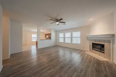 536 Goldstone Lane, Fort Worth, TX 76131 - Photo 4