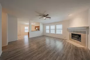 536 Goldstone Ln, Fort Worth, TX 76131 - Photo 4