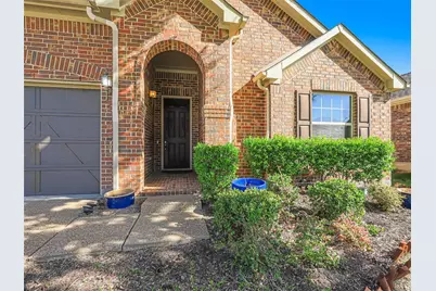 1605 Falconet Court, Carrollton, TX 75010 - Photo 2