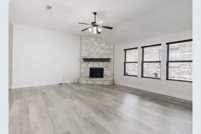 1605 Falconet Court, Carrollton, TX 75010 - Photo 14
