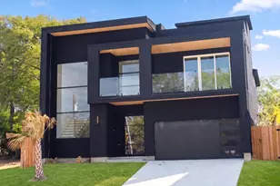438 Bonnie View Rd, Dallas, TX 75203 - Photo 1