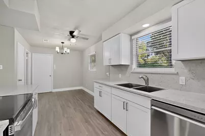 341 Arcadia Street, Hurst, TX 76053 - Photo 16