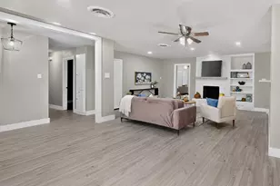 341 Arcadia St, Hurst, TX 76053 - Photo 8