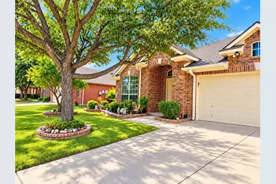 11504 Crystal Falls Drive, Fort Worth, TX 76244 - Photo 2
