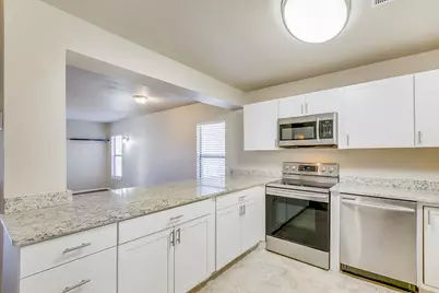 157 Harborr Drive, Gun Barrel City, TX 75156 - Photo 12