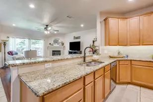 853 Royal Oak Ln, Burleson, TX 76028 - Photo 22