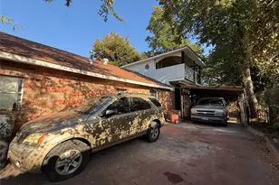 235 W Suffolk Ave, Dallas, TX 75208 - Photo 2