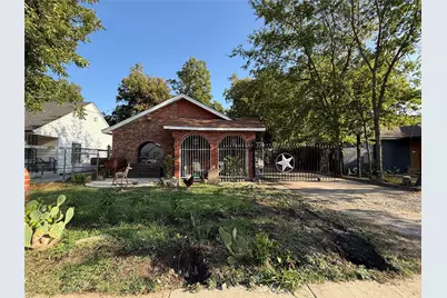 235 W Suffolk Avenue, Dallas, TX 75208 - Photo 1