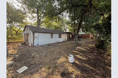 235 W Suffolk Avenue, Dallas, TX 75208 - Photo 4