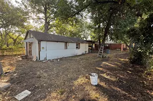 235 W Suffolk Ave, Dallas, TX 75208 - Photo 4