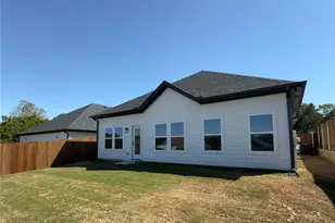 3412 Brazos River Dr, Granbury, TX 76048 - Photo 18