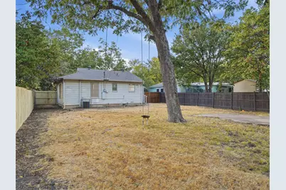 1520 S 3rd Street, Garland, TX 75040 - Photo 8