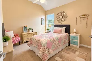 1011 Teresa Ct, Granbury, TX 76048 - Photo 8
