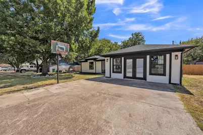 416 Ferenz Avenue, Crowley, TX 76036 - Photo 10