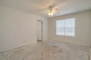 122 Blue Castle Ct, Weatherford, TX 76088 - Photo 18