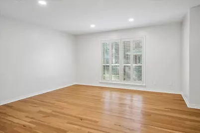 6078 Averill Way #B, Dallas, TX 75225 - Photo 4
