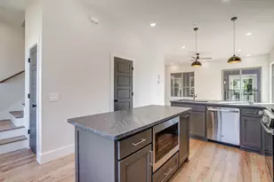 2820 Weisenberger St, Fort Worth, TX 76107 - Photo 8