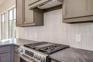 2820 Weisenberger St, Fort Worth, TX 76107 - Photo 10