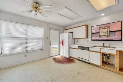 308 Clear Springs Drive, Mesquite, TX 75150 - Photo 12