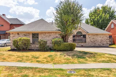 308 Clear Springs Drive, Mesquite, TX 75150 - Photo 1