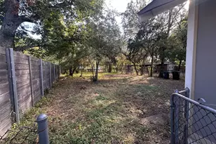327 Egan St, Denton, TX 76201 - Photo 4