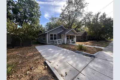 327 Egan Street, Denton, TX 76201 - Photo 2