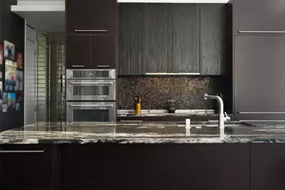 2408 Victory Park Lane #1240, Dallas, TX 75219 - Photo 8