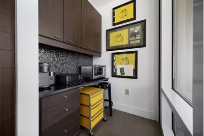 2408 Victory Park Lane #1240, Dallas, TX 75219 - Photo 10