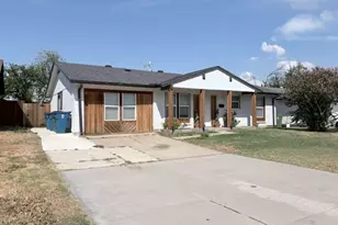 701 Sweetbriar, Lewisville, TX 75067 - Photo 4